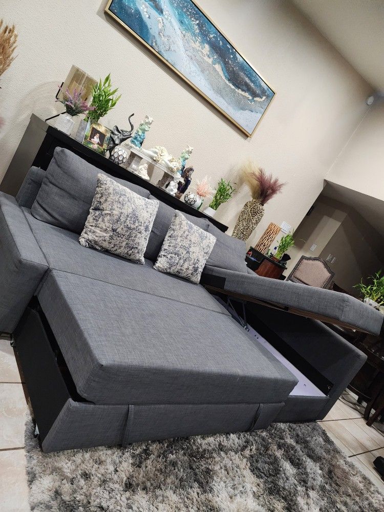 Sleeper Sofa Sectional Couch With Chaise Storage Like New In Very Good Condition🥳🚚🚛 FREE DELIVERY 🚚