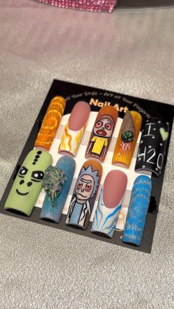 Press on nails