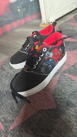 Boys shoes