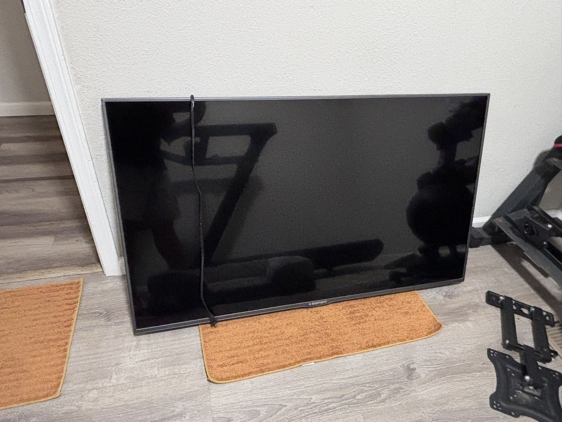 55β Element Tv