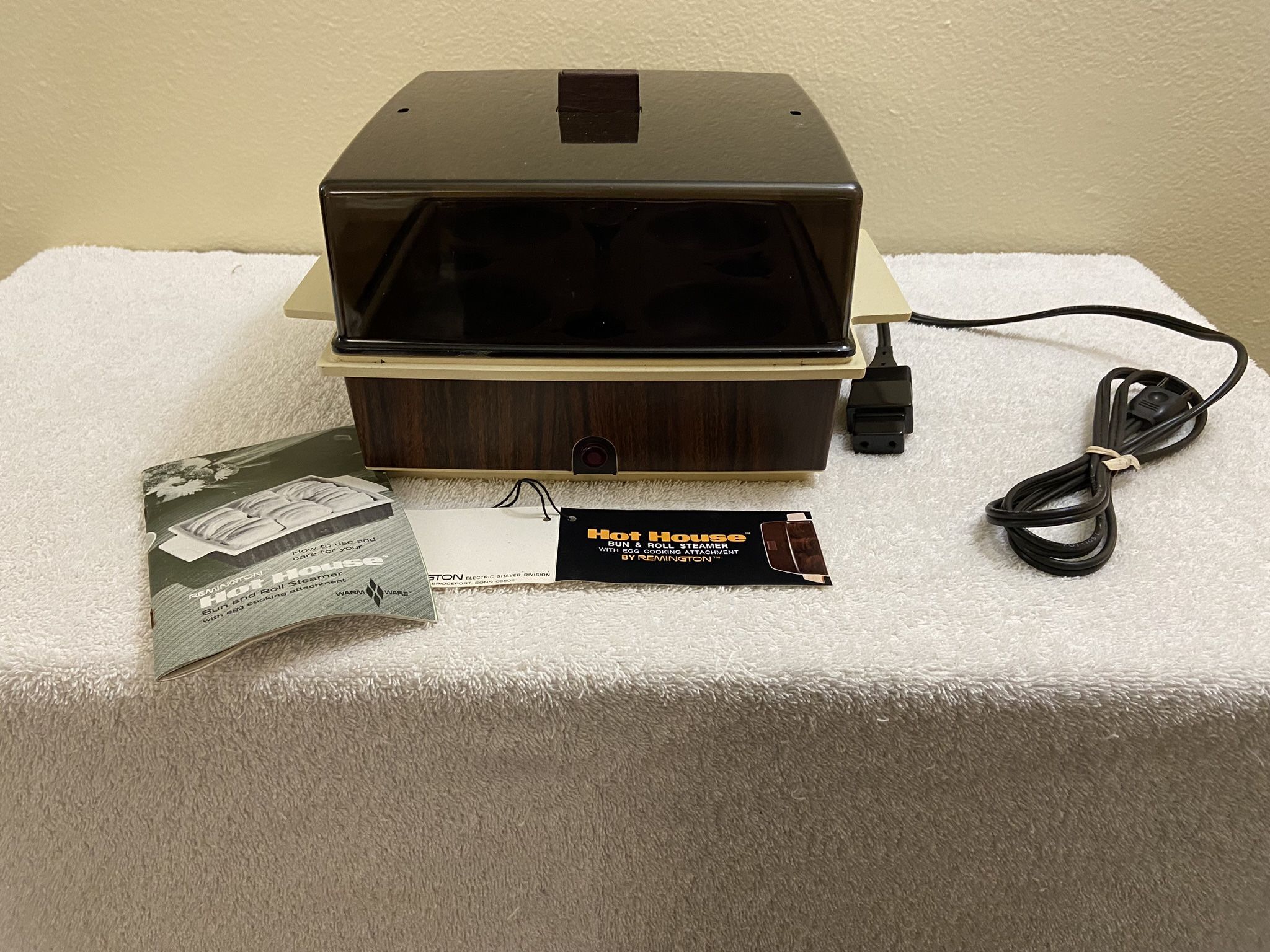 Vintage Bun & Roll Steamer (New)