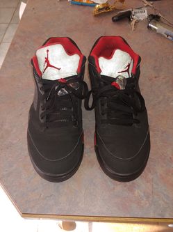 Jordan V low Bred size 10.5