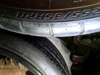 255/35/20  SINGLE TIRE