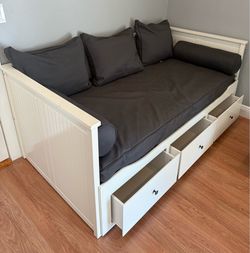 Ikea Day bed