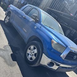 2007 Toyota Tundra - PARTS ONLY