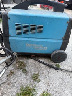 Clarke Weld MIG180EN welder