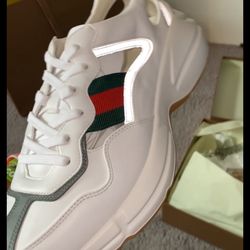 GUCCI SHOES SIZE 11 