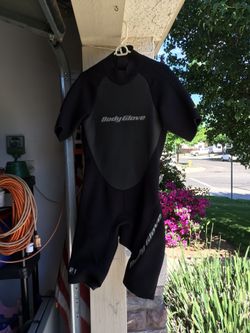 Body glove spring suit medium