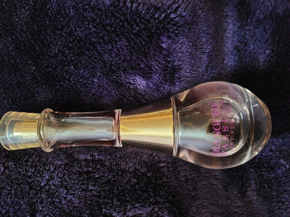 Dianoche Passion Daisy Fuentes perfume