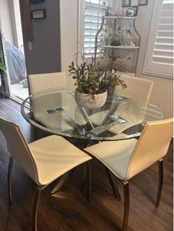45" top class round table