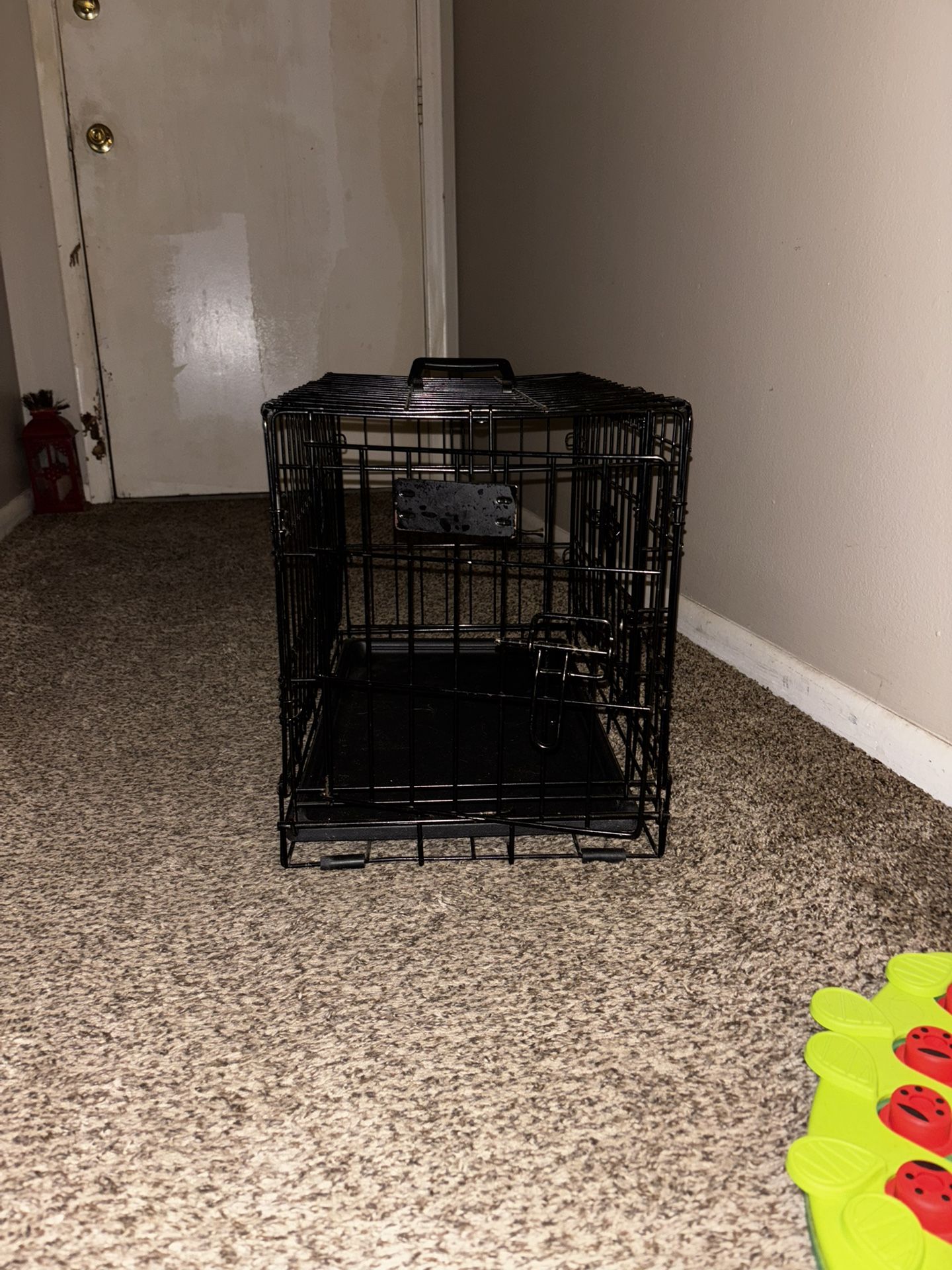 Small dog kennel
