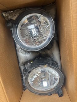Jeep Round Headlight Assembly Pair