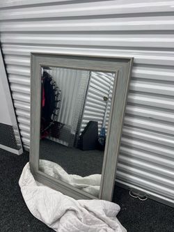 Floor mirror