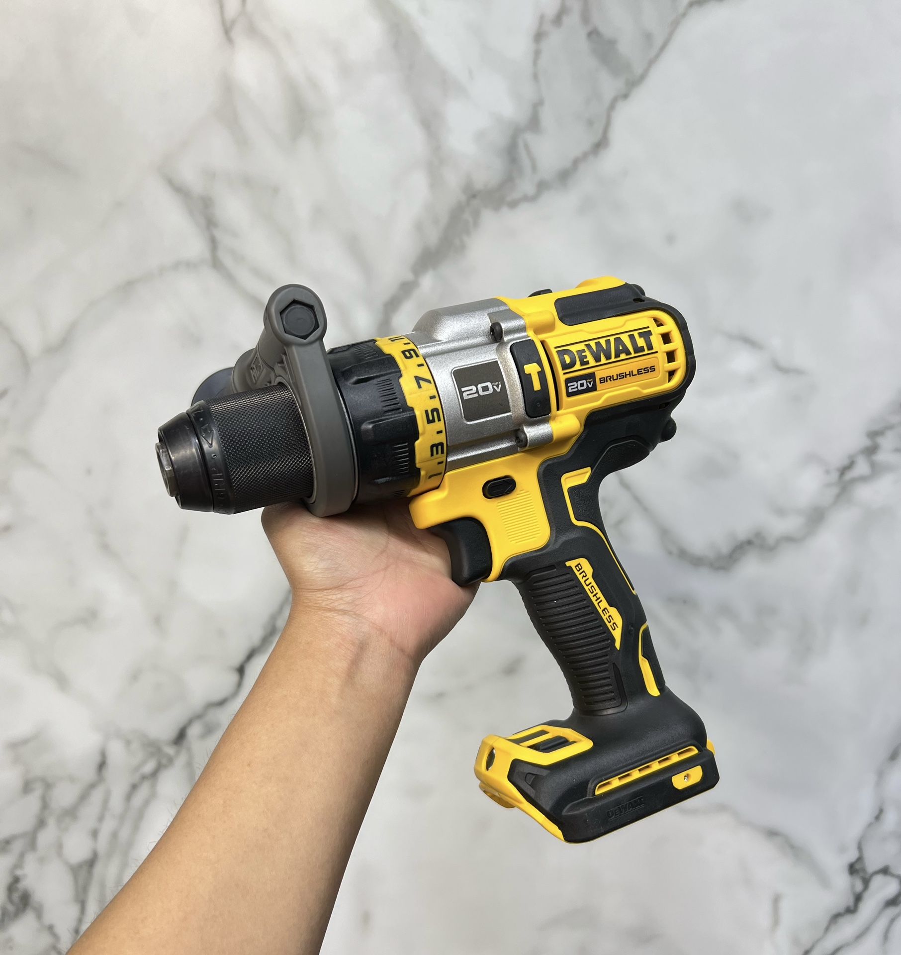 DEWALT DEWALT 20V Brushless 1/2 in. Hammer Drill/Driver with FLEXVOLT ADVANTAGE (Tool Only)