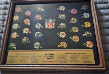 NFL collector pins