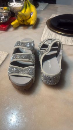 Chelsea & Violet Designer Sequence, Summer Sandals; (6)