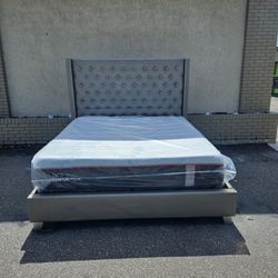 Brand New King Size Plush Tempur-Pedic  Luxe Adapt (FIRM) 13-inch Mattress In Plastic 