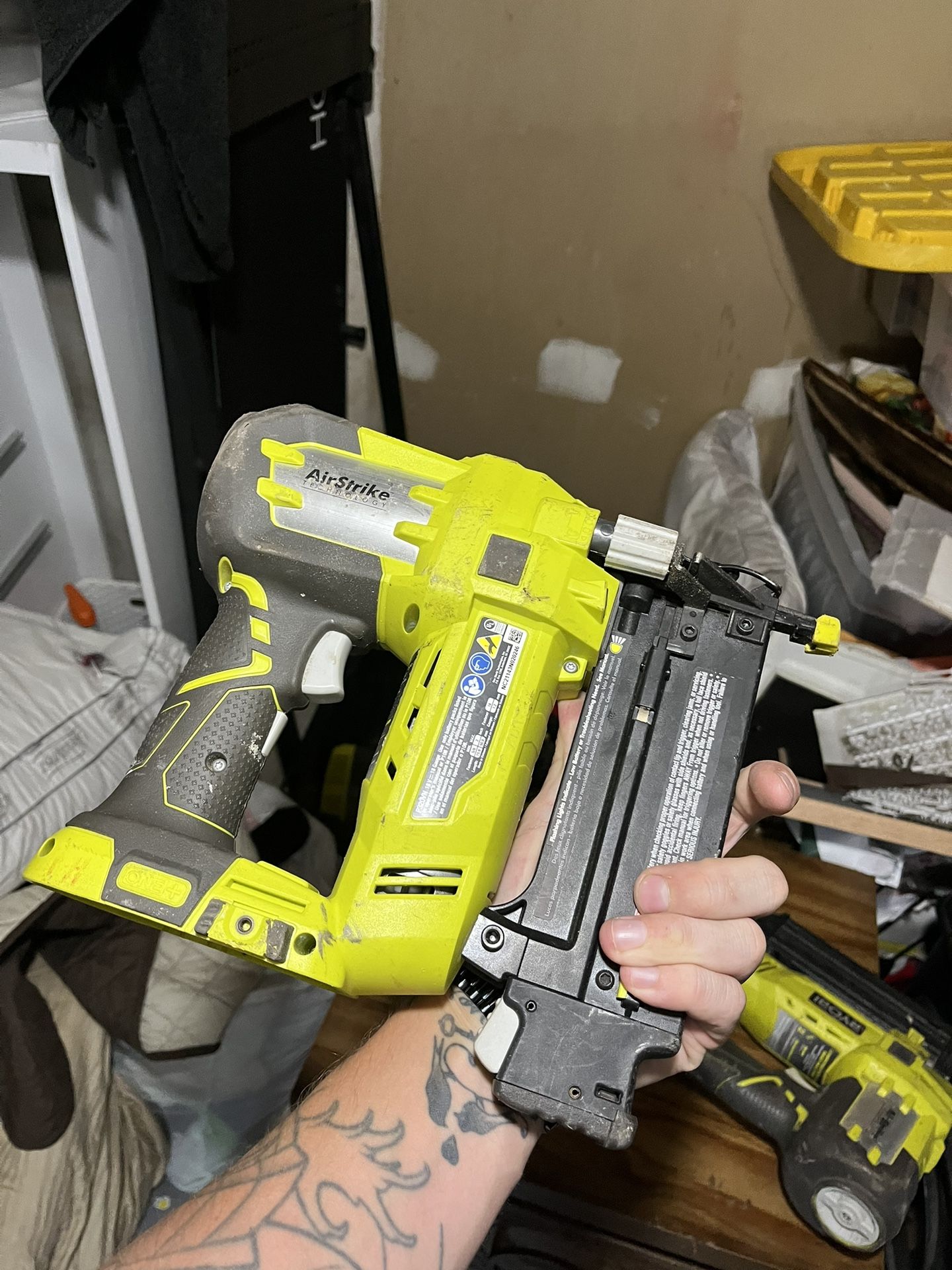 Ryobi 18 Gauge Finish Nail Gun Used