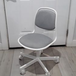 Kids Swivel Chair 