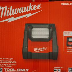 Milwaukee M18 Rover Light Hibrid