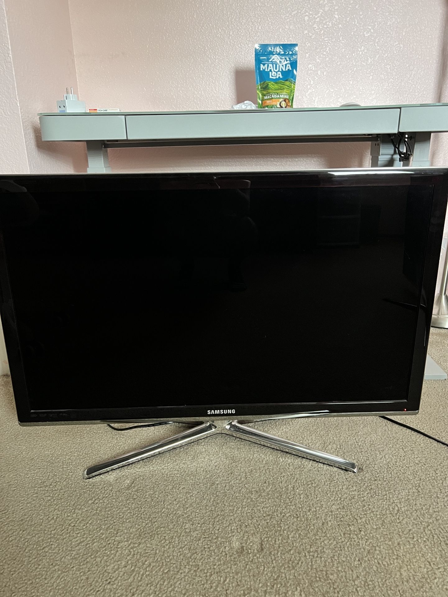 Samsung 40in HD TV