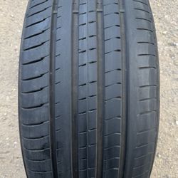 Zeetex 225/45/18  (1) Tire