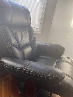 Leather Chair 