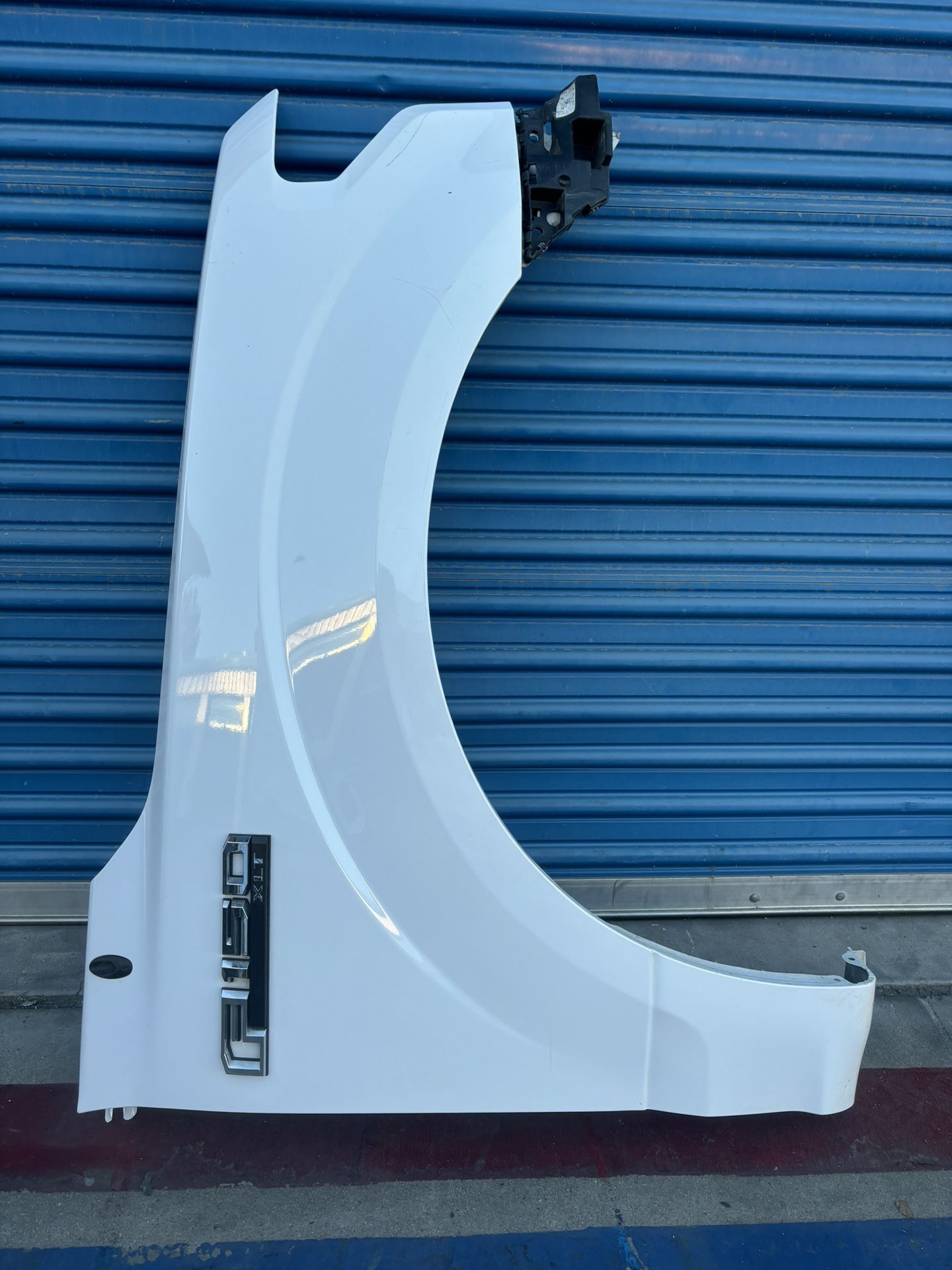 2015,2016,2017,2018,2019,2020 Ford F-150 Fender/Guardafango Rh Passenger Oem,Original Ask