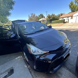2015 Toyota Prius V