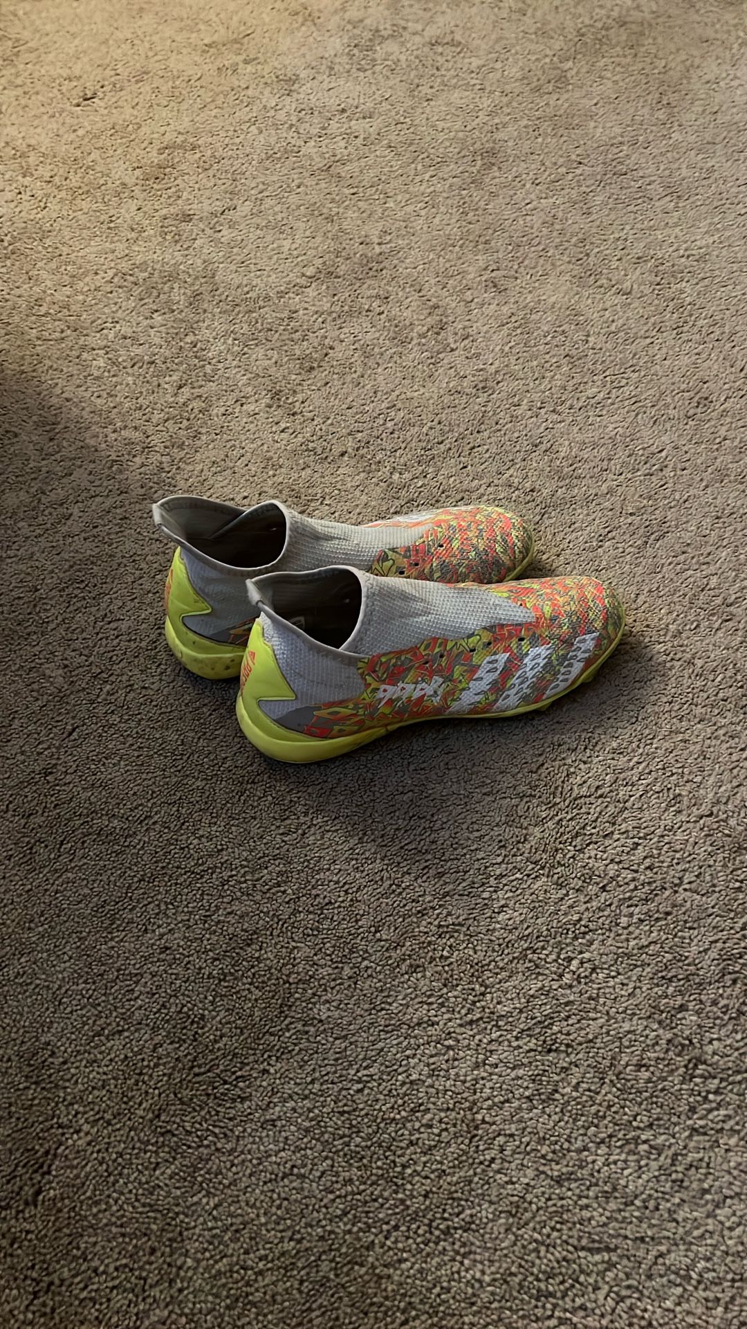 Adidas Predators Size 7