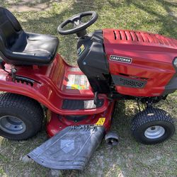Craftsman riding lawnmower