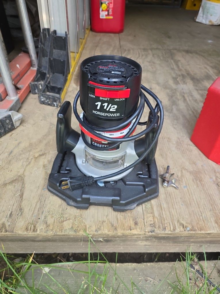 Craftsman Router