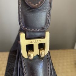Amazing BALLY purse. Brown. Kendall Area 