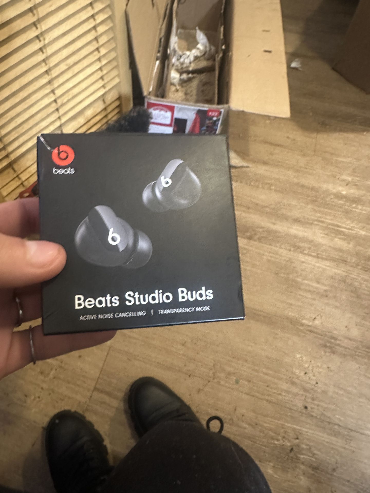 Beat Studio Buds