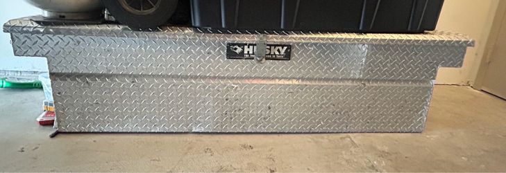 Tools box Husky