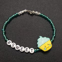 Cupcake bracelet