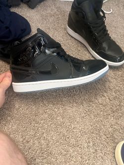 Air Jordan 1 Mid Patent Leather Sneakers