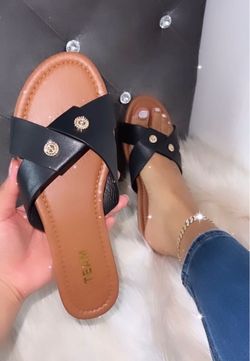 Black Crossband Flat Sandals with Gold Studs
