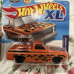 Hotwheels XL Silverado 