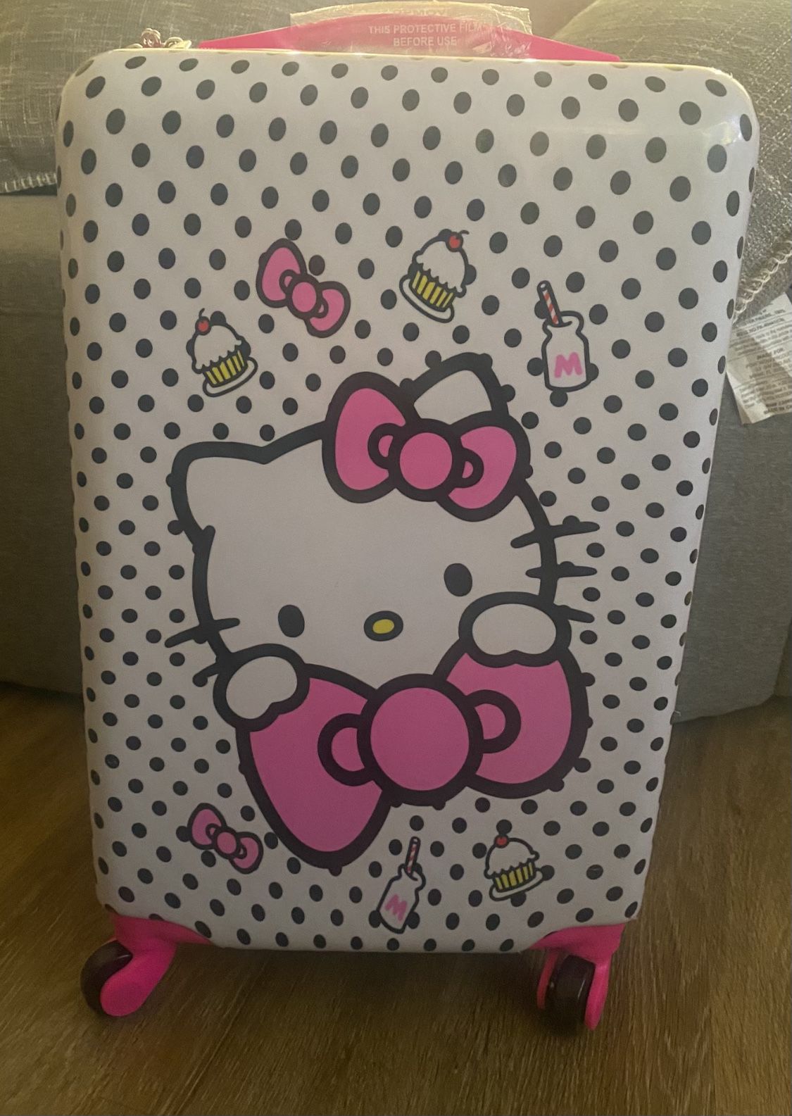 Hello Kitty Carry On Luggage (New)