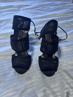 Black strap Heels Size 7