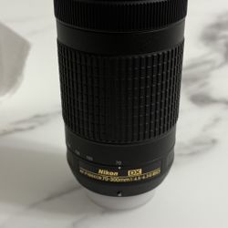 Nikon AF-P DX NIKKOR 70-300mm f/4.5-6.3G ED Lens – Excellent Condition 