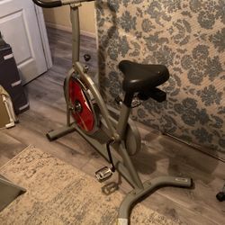 Stationary bike $40