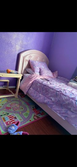 Twin headboard