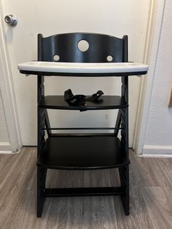 Keekaroo wood chair for Kids