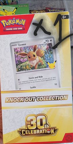 Pokémon TCG Knock Out Collection 30th Anniversary Eevee