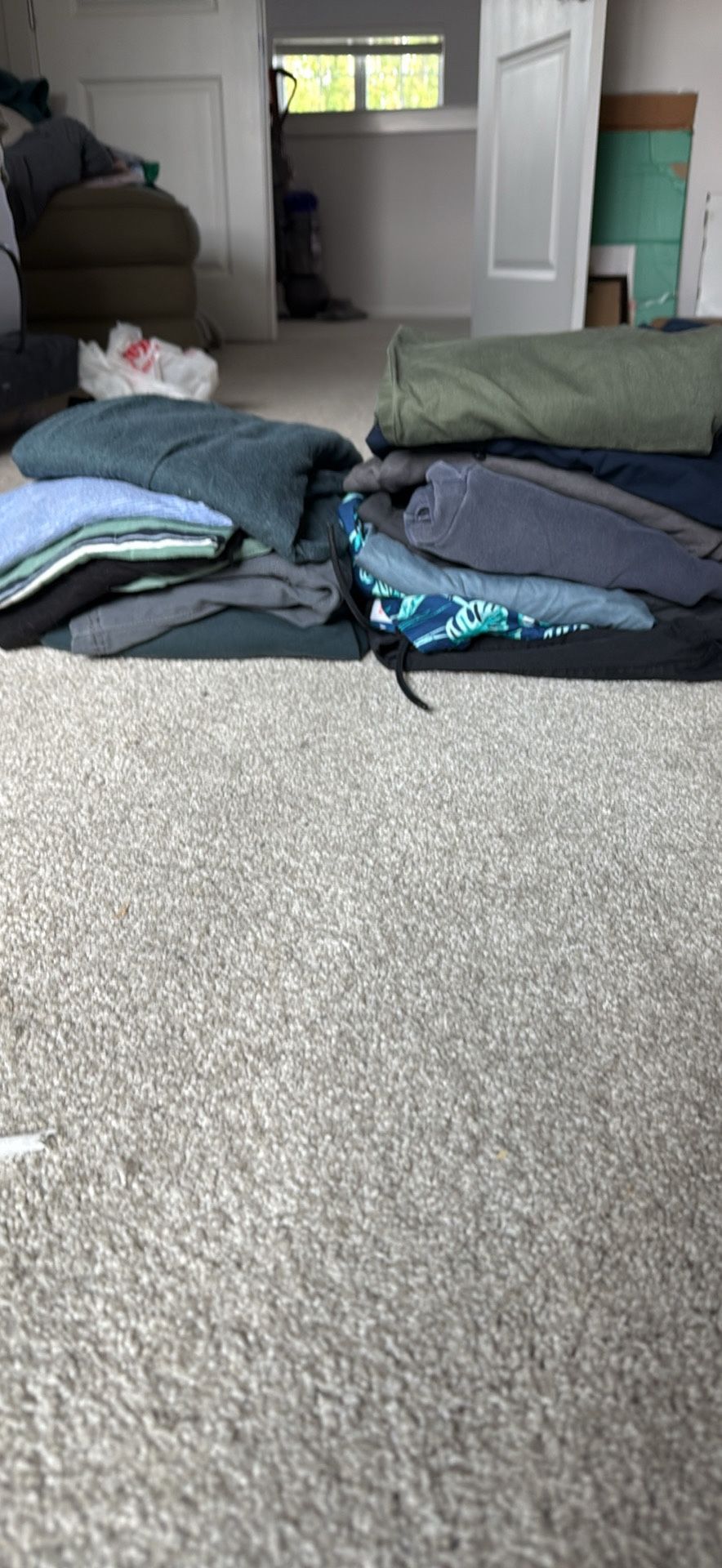 Lot of boys Husky clothing size XXL & 18/20 pants and shirts, some men’s s/m shirts