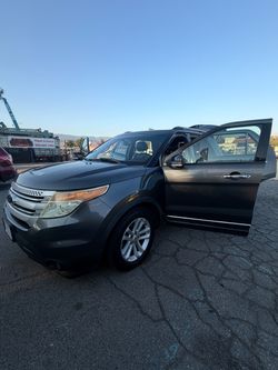 2015 Ford Explorer