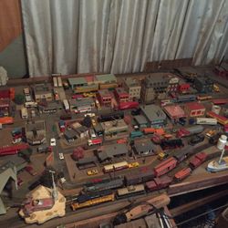 HO Trains Set