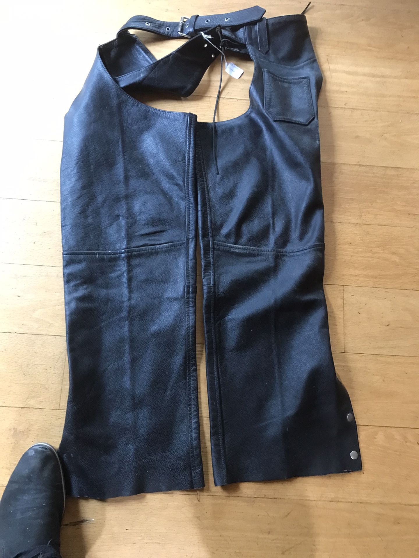 Leather Chaps Horseman Or Biker Hardly Used Soft Leather Adjustable 36 To 40 X31
